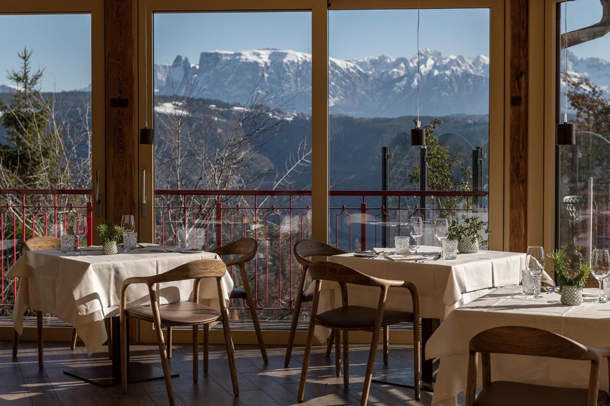 Hotel Saltus San Genesio Atesino Exterior foto